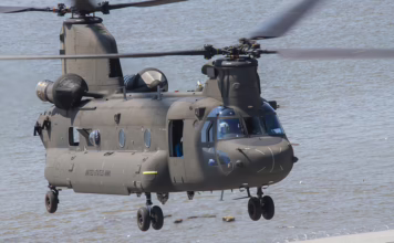 US Army Awards Boeing $461 Million Contract for Nine Block II Chinook Helicopters