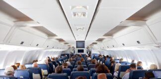 That Mid-Flight Seat Change Could Be More Dangerous Than You Think, Aviation Safety Officials Warn