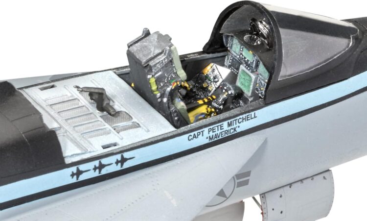 Revell 1/48 Maverick's F/A-18E Super Hornet