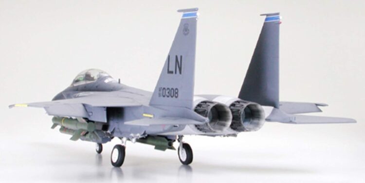 Tamiya 1/32 F-15E Stike Eagle