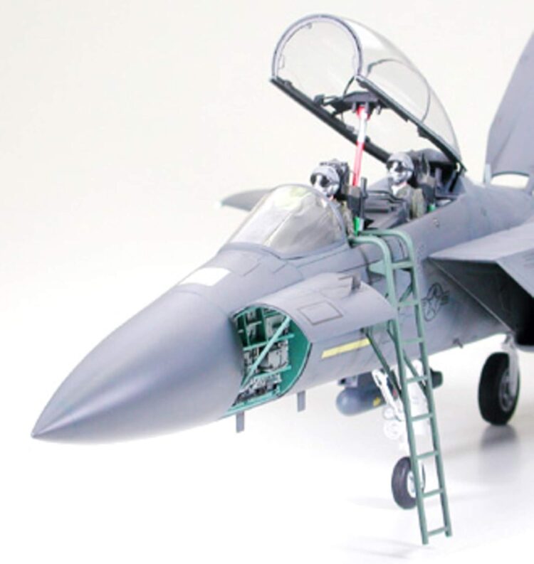 Tamiya 1/32 F-15E Stike Eagle